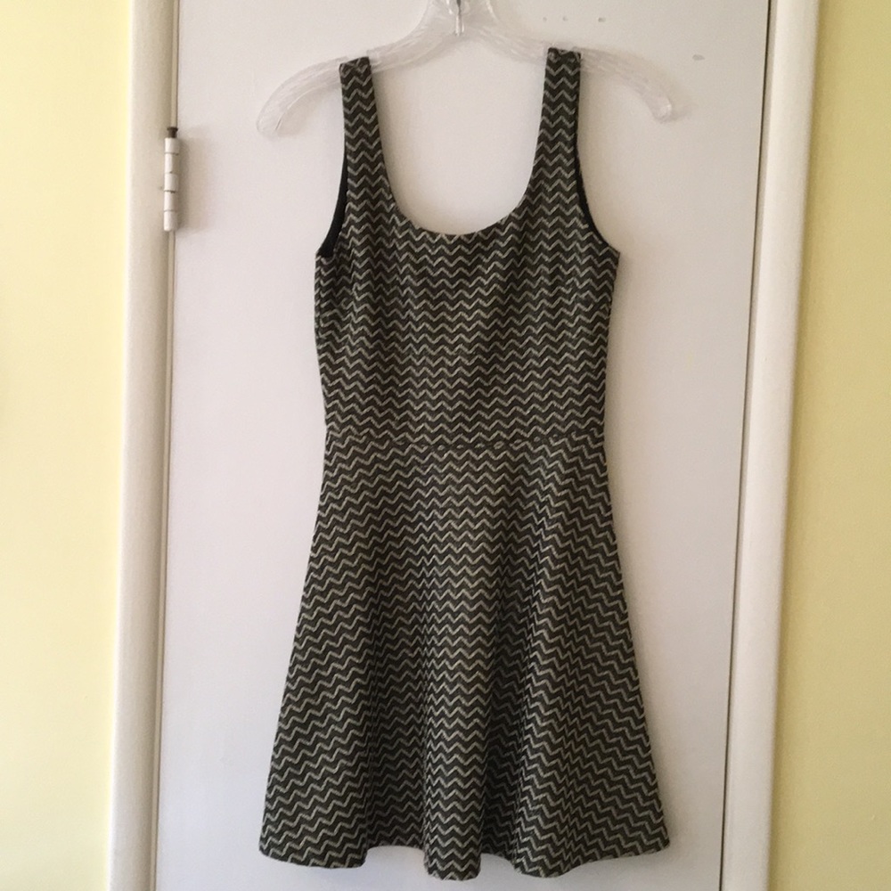 Black and gold sleeveless AQUA dress